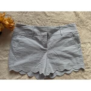 Ann Taylor Seersucker Scalloped Hem Shorts Size 10